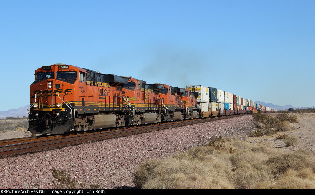 BNSF 7404, BNSF 4955, BNSF 7794 & BNSF 4565